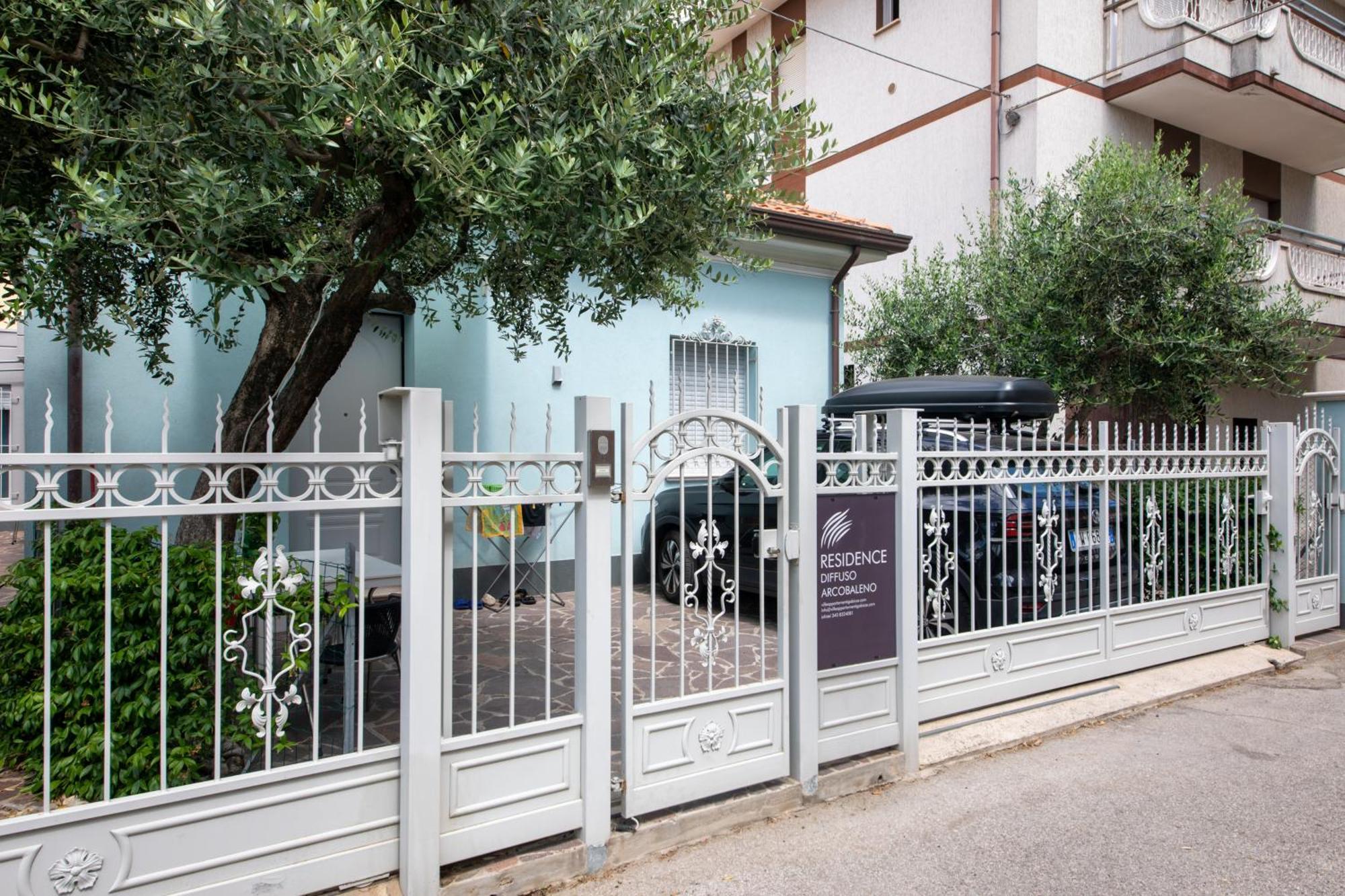 Residence Diffuso Arcobaleno Gabicce Mare Eksteriør bilde